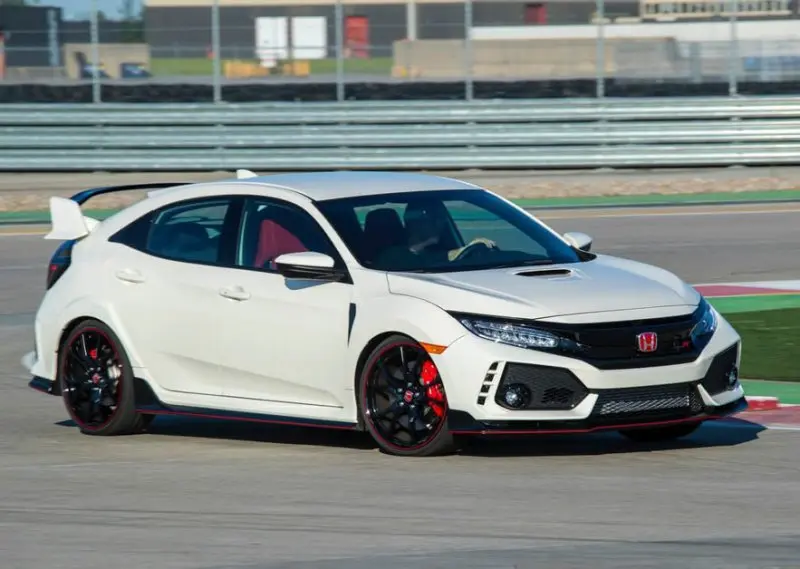 Hình ảnh xe Honda Civic Type R từ góc độ đẹp 24