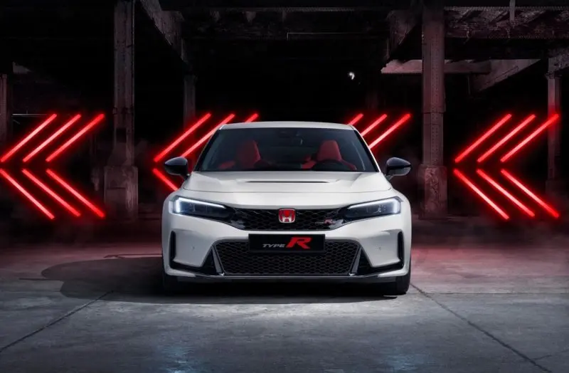 Hình ảnh xe Honda Civic Type R từ góc độ đẹp 43