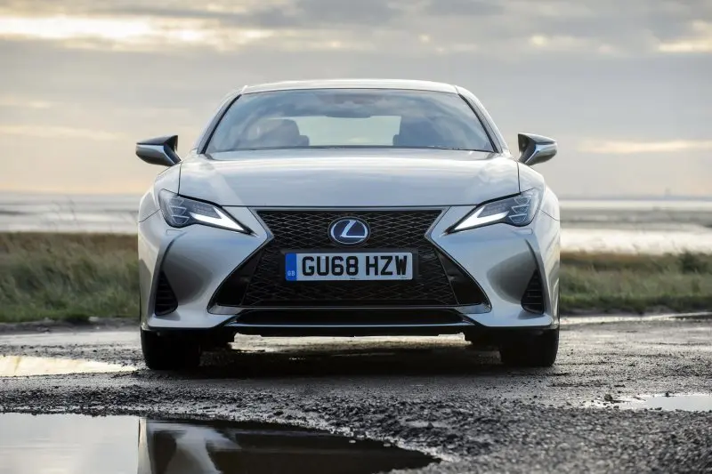 Hình ảnh Lexus RC 300 đẹp đến từng chi tiết 32