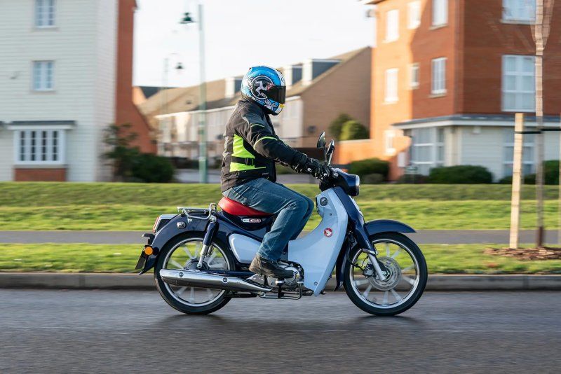 Honda Super Cub C125 11