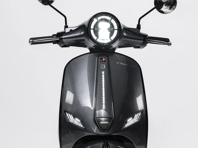 Đánh giá chi tiết Vespa Espero Classic Pro 2024 3