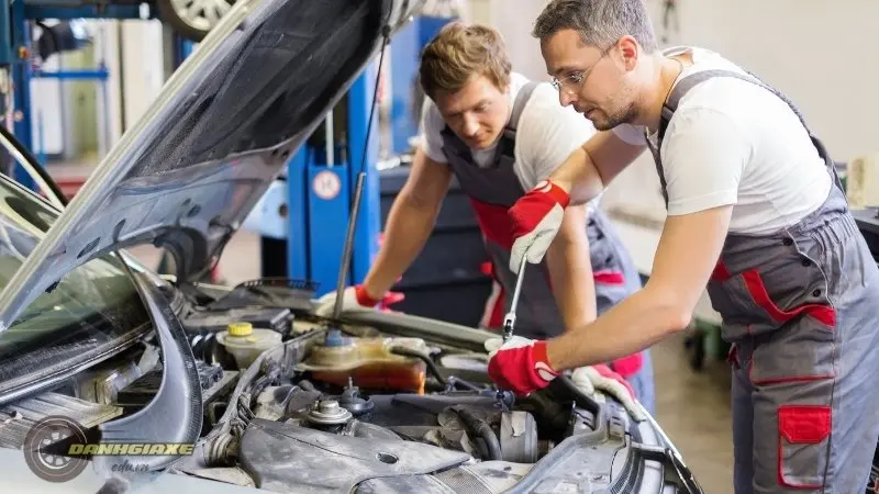 Cách khắc phục xe khó nổ lúc máy nguội