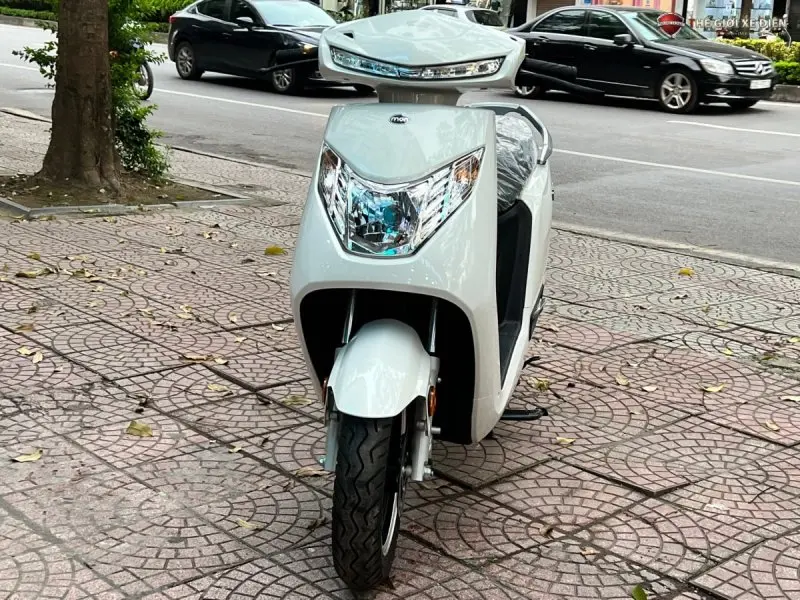 Đánh giá chi tiết xe máy điện Honda H12 2