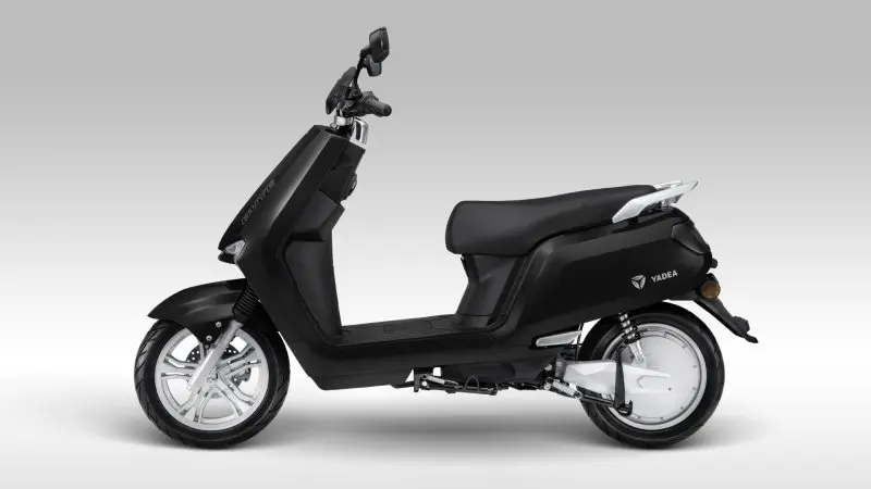 Yadea Buye màu đen