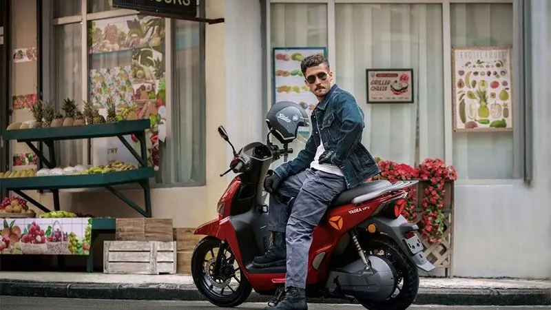 Đánh giá chi tiết Yadea VoltGuard 26Ah 1