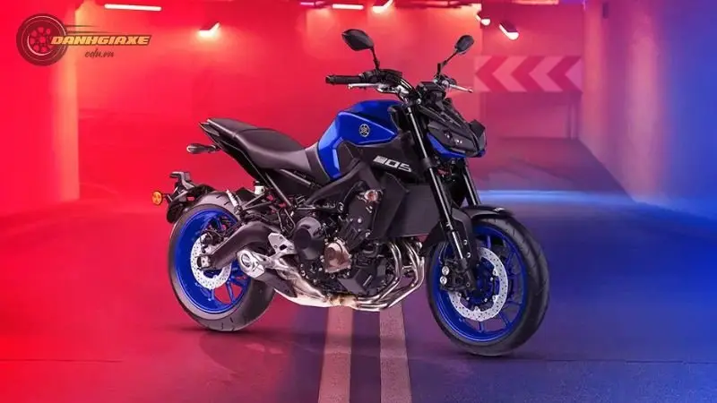 Yamaha MT-09 5