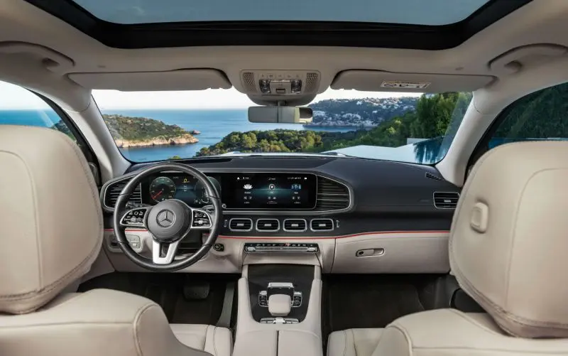 Nội thất sang trọng của xe Mercedes-Benz GLS 400 14
