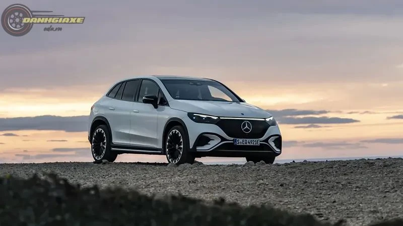 Mercedes EQE SUV - 23