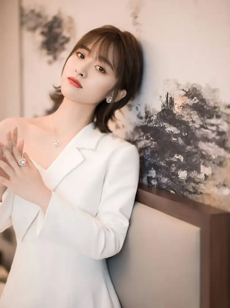 Ảnh dễ thương của gái Instagram thu hút mọi ánh nhìn