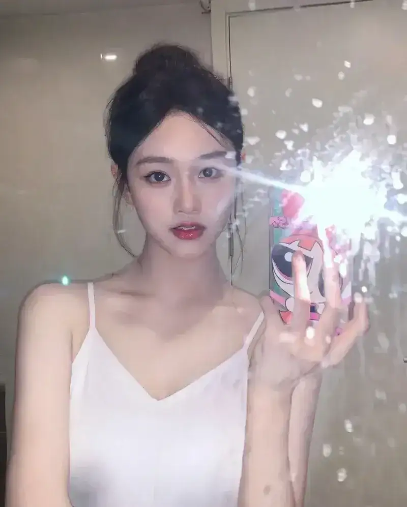 Gái xinh FB khoe nét đẹp rạng ngời đầy tự tin