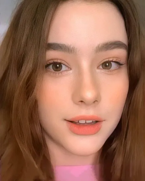 Gái mỹ mặc bikini khoe dáng vẻ gợi cảm