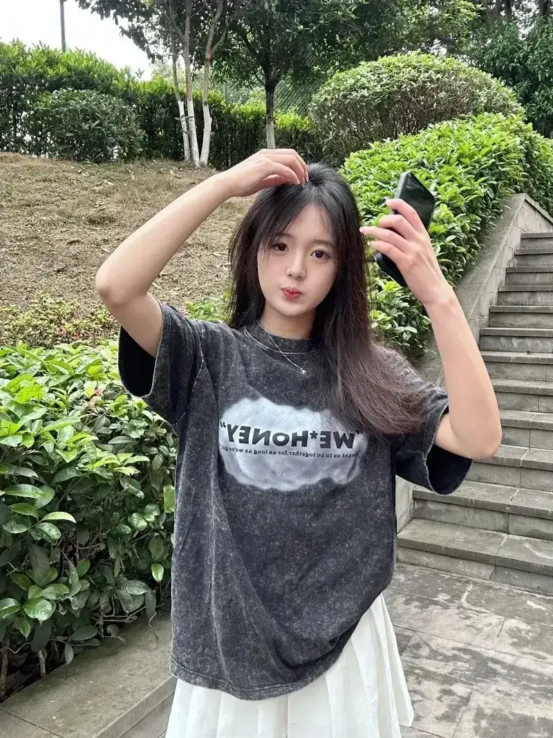 Gái xinh tóc dài cute mang lại cảm giác dễ gần thân thiện