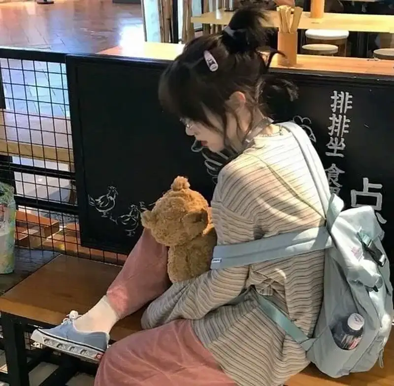 Bộ ảnh gái xinh búi tóc cực kỳ đáng yêu