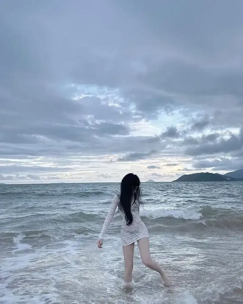 Dáng yêu tinh nghịch của gái TikTok