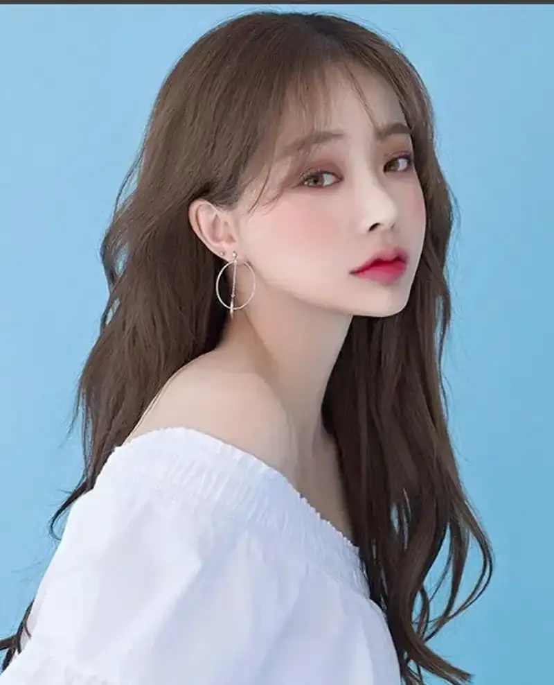 Facebook của gái xinh khiến fan mê mẩn