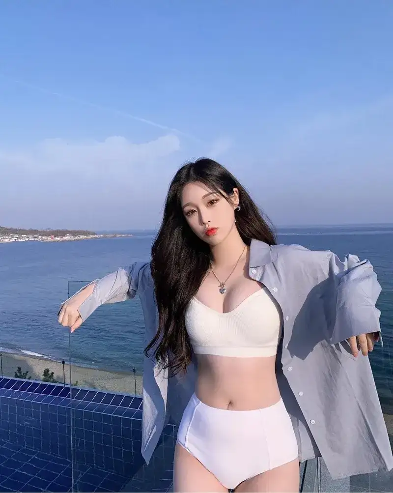 TW gái xinh luôn làm bạn yêu thích