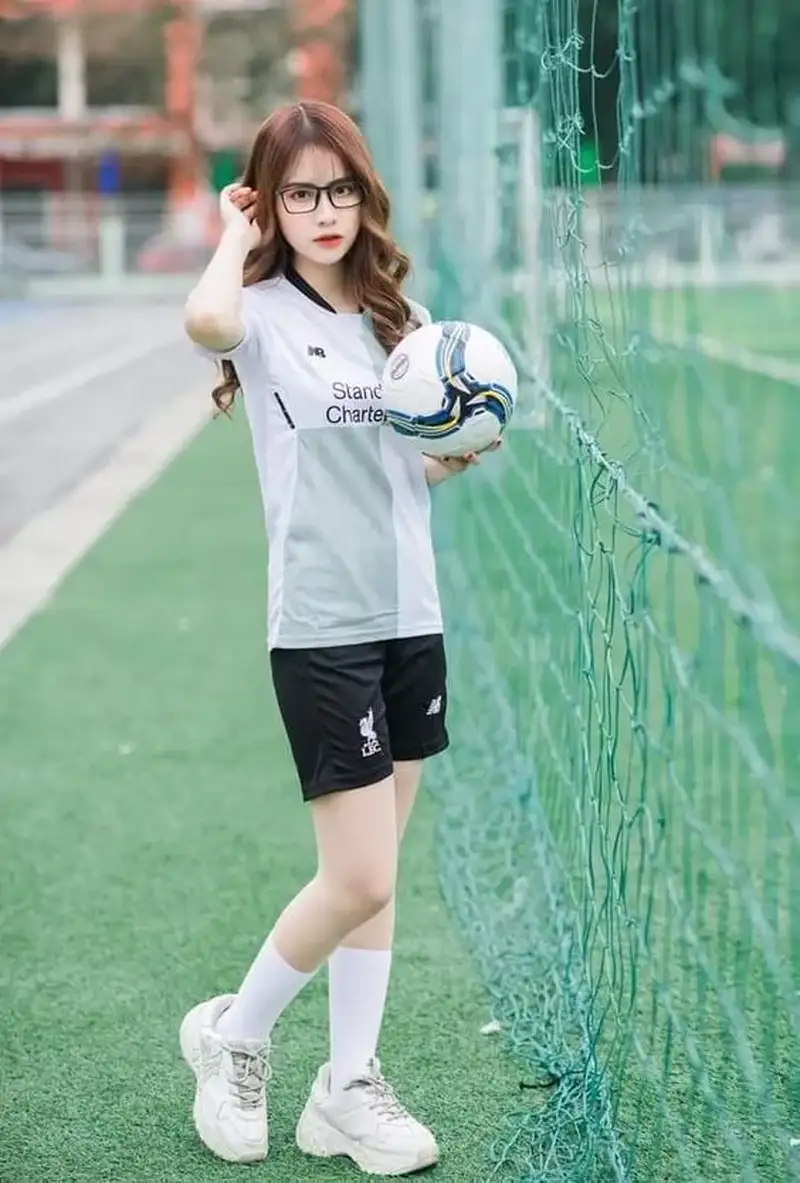 Hình ảnh gái xinh trong phòng gym cuốn hút Hình ảnh gái xinh trong phòng gym cuốn hút