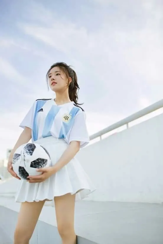 Gái xinh lựa chọn đồ gym sành điệu, năng động Gái xinh lựa chọn đồ gym sành điệu, năng động