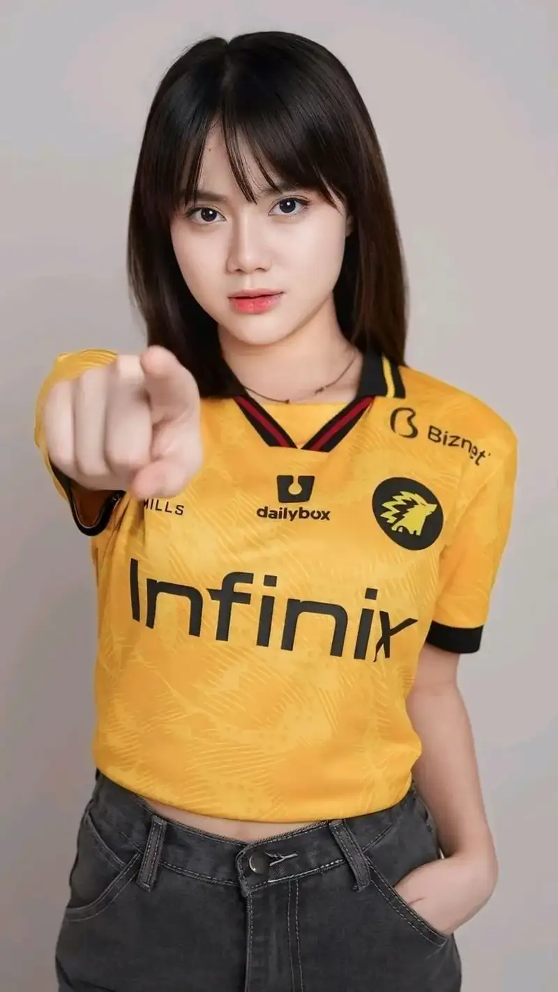 Gái xinh sở hữu thân hình săn chắc, mông đẹp Gái xinh sở hữu thân hình săn chắc, mông đẹp