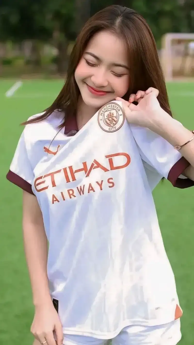 Tuyệt phẩm ảnh gái đẹp trong ánh sáng tự nhiên Tuyệt phẩm ảnh gái đẹp trong ánh sáng tự nhiên