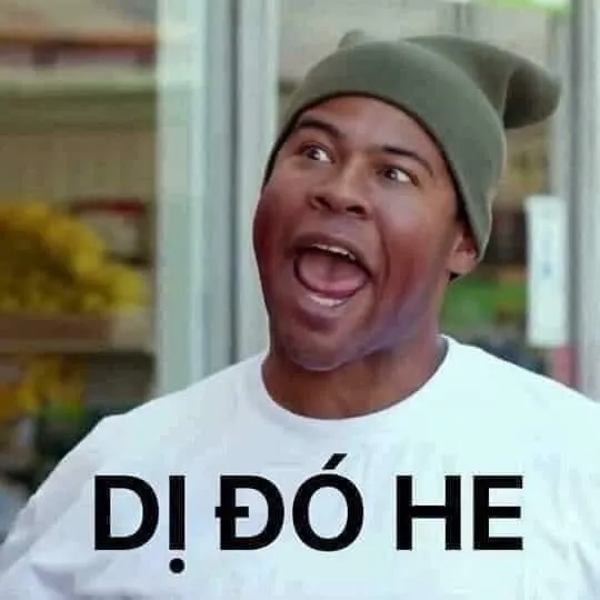 Meme quê đội quần sáng tạo, hài hước khó đỡ.