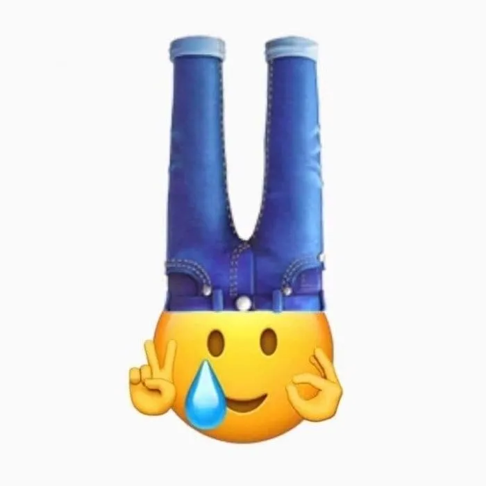 Meme tụt quần siêu hài, tạo ấn tượng mạnh mẽ.