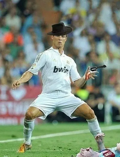 Meme templates ronaldo meme là những hình ảnh đáng yêu bạn không thể bỏ qua.