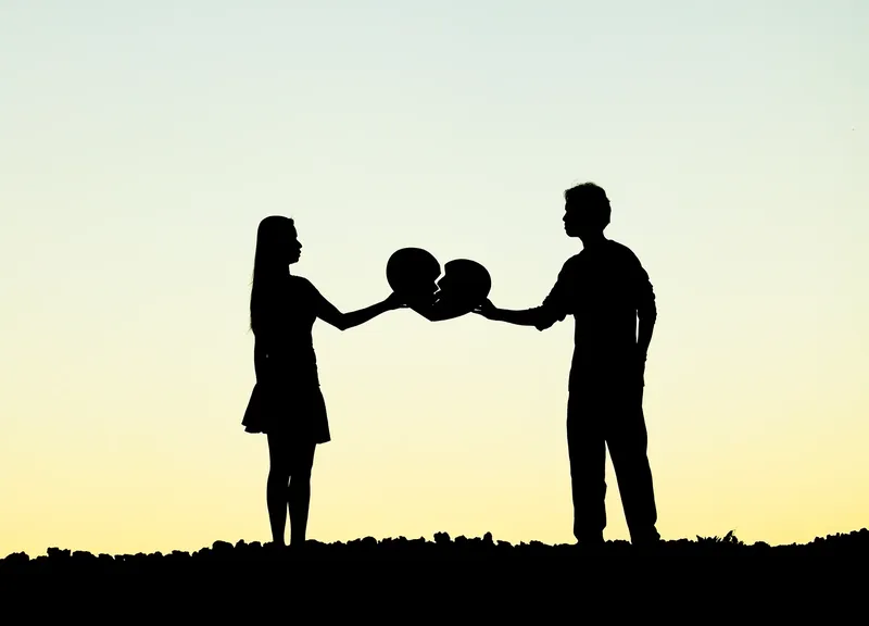 Avatar cô đơn nữ cute nhưng vẫn buồn