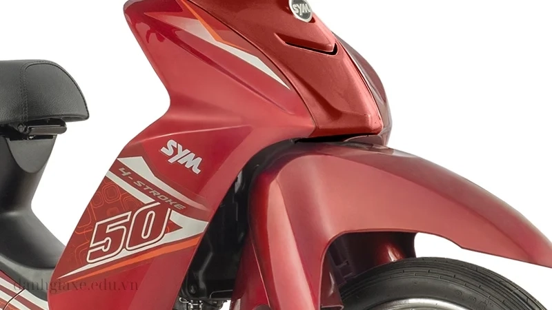 Cảm giác lái SYM Elegant 50 nhẹ nhàng và linh hoạt