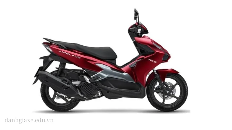 Air Blade 125cc phiên bản tiêu chuẩn đỏ đen bạc