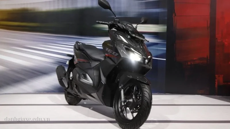 Honda Vario 160 cc mạnh mẽ, vượt trội trong phân khúc