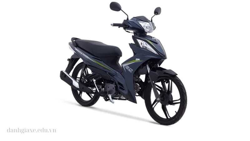SYM Galaxy 50cc sử dụng xăng A92 hoặc A95 giúp xe vận hành êm