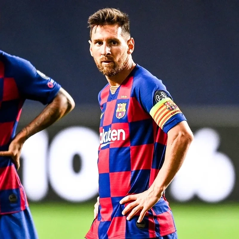 Khoảnh khắc hài hước giữa hai huyền thoại trong meme messi ronaldo!