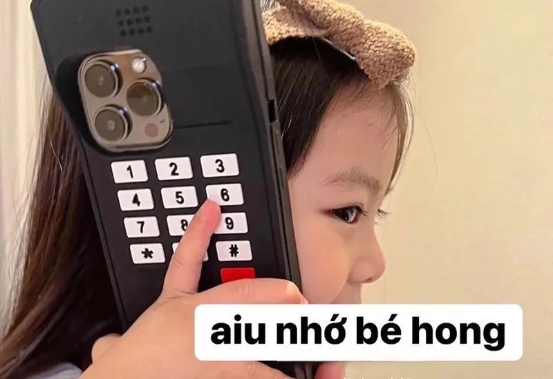 Anh nhớ em meme siêu lãng mạn, gửi là đốn tim ngay.