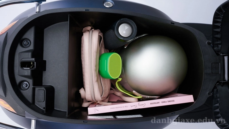 Thiết kế cốp SYM Elite 50 bản đặc biệt