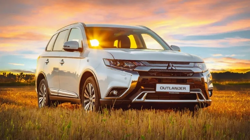 Bảng giá xe Mitsubishi Outlander
