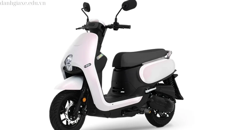 Sym Priti 50 màu trắng ánh hồng