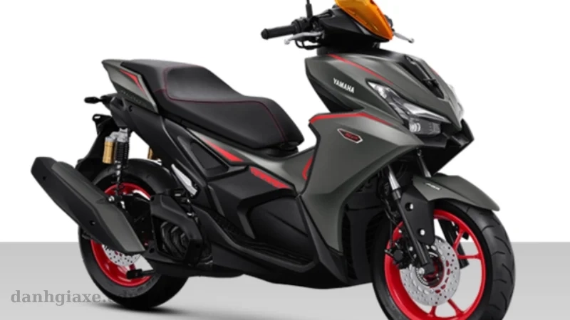 Yamaha Aerox Alpha 2025 bản Turbo Ultimate màu xám đậm nhám