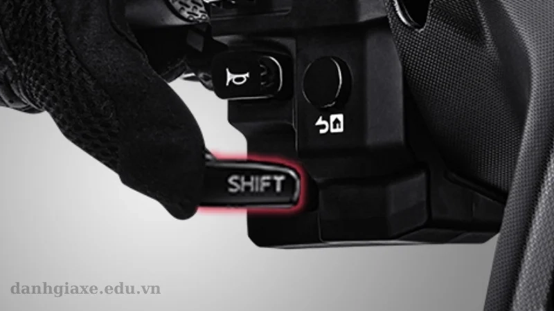 Trang bị Yamaha Aerox Alpha 2025 hiện đại và tiên tiến