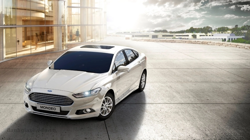 Bảng giá xe Ford Mondeo
