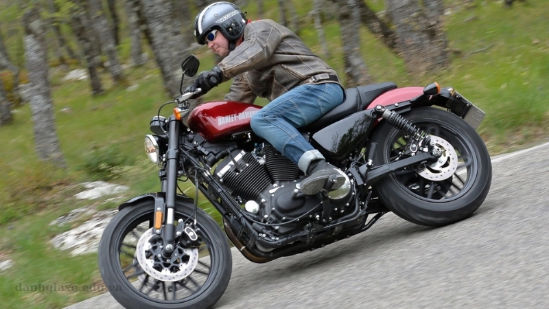 Bảng giá xe Roadster