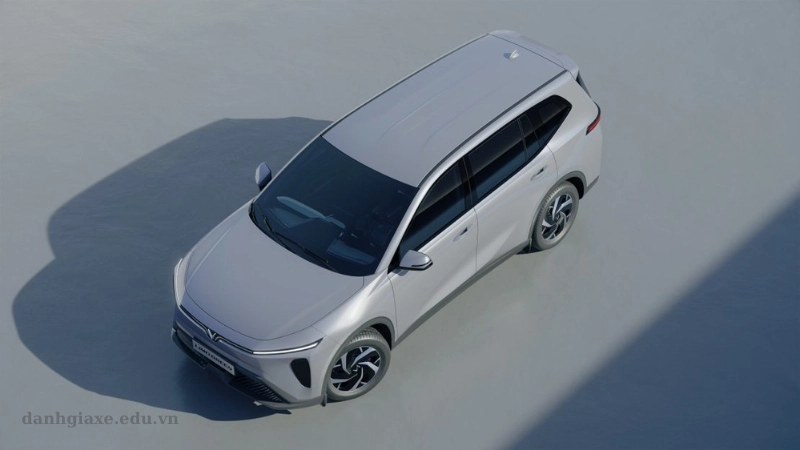 Thông số kỹ thuật cơ bản của VinFast Limo-GREEN
