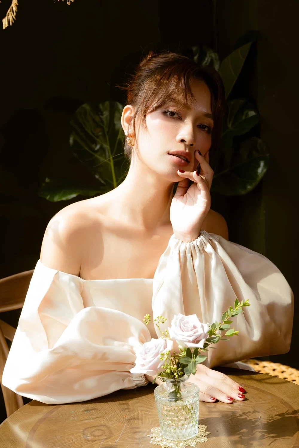 Những bản ballad làm nên tên tuổi bài hát của Ái Phương