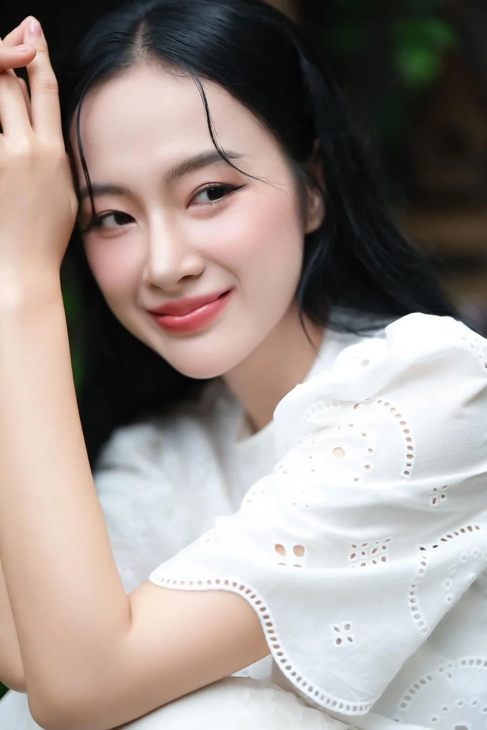 Fan muốn biết rõ Angela Phương Trinh đóng phim gì