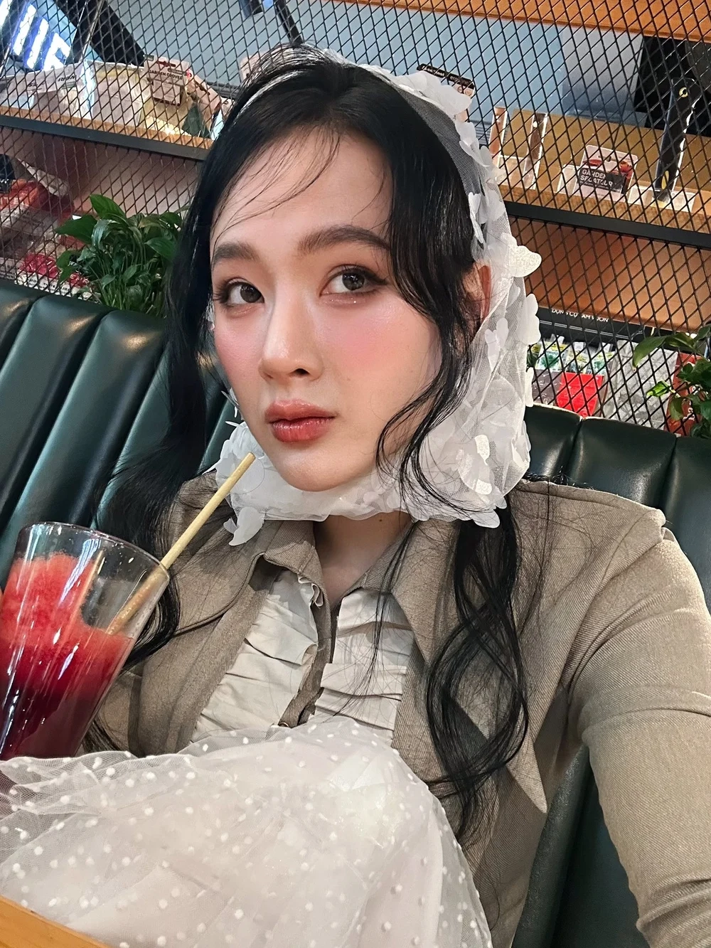 Hình thể quyến rũ gây tranh cãi Angela Phương Trinh vòng 3