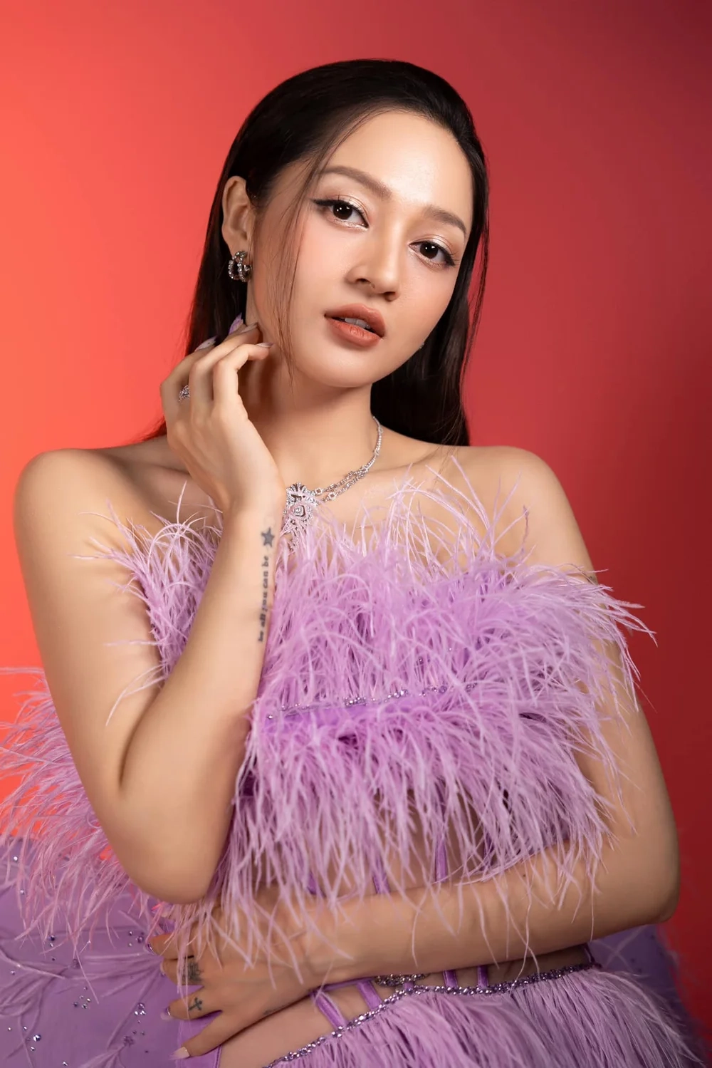 Bản phối EDM từ loạt remix Bảo Anh