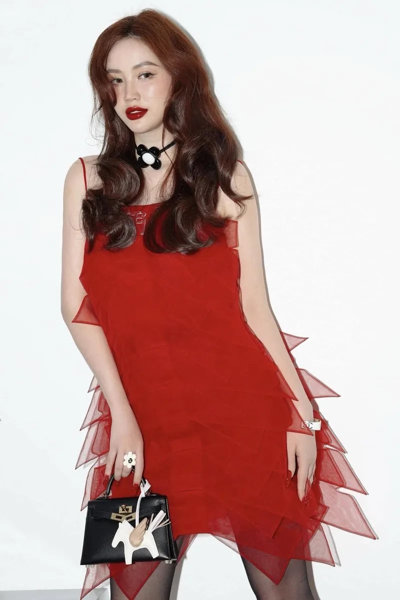 Nghe lại bản gốc cảm xúc Sorry Bảo Thy bản gốc