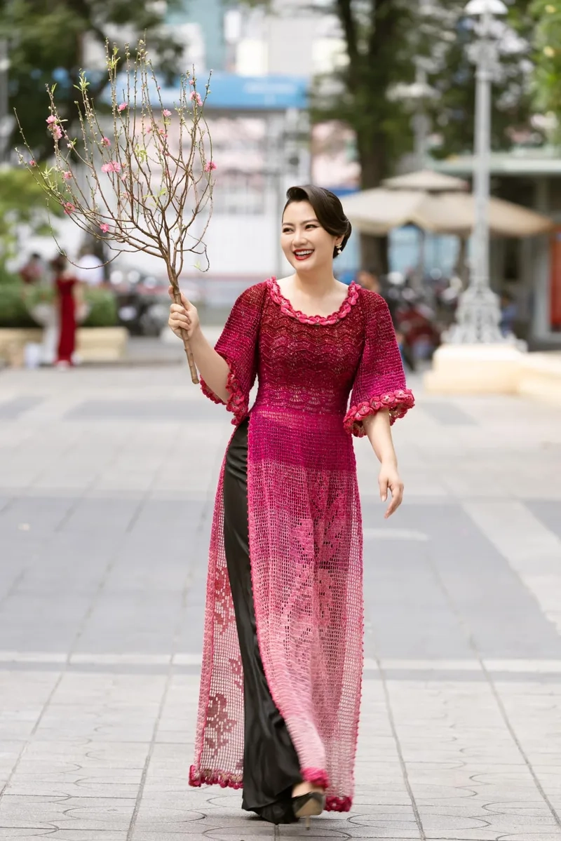 Cuộc đời và danh hiệu của Nghệ sĩ Nhân dân Ngọc Lan