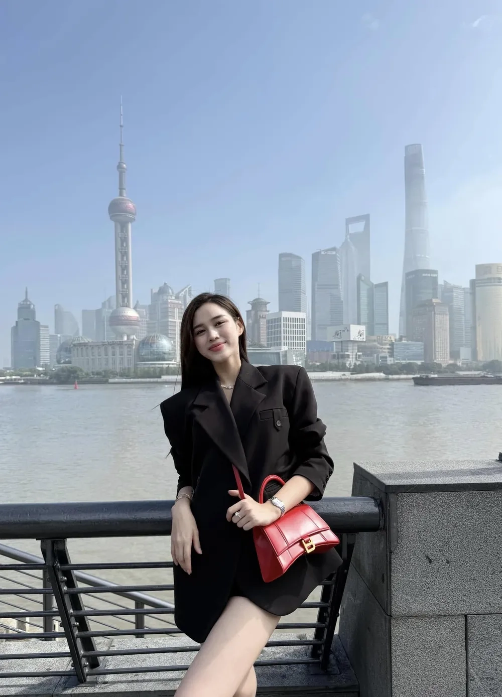 Khám phá ngay thông tin về hoa hậu Đỗ Thị Hà cực hot