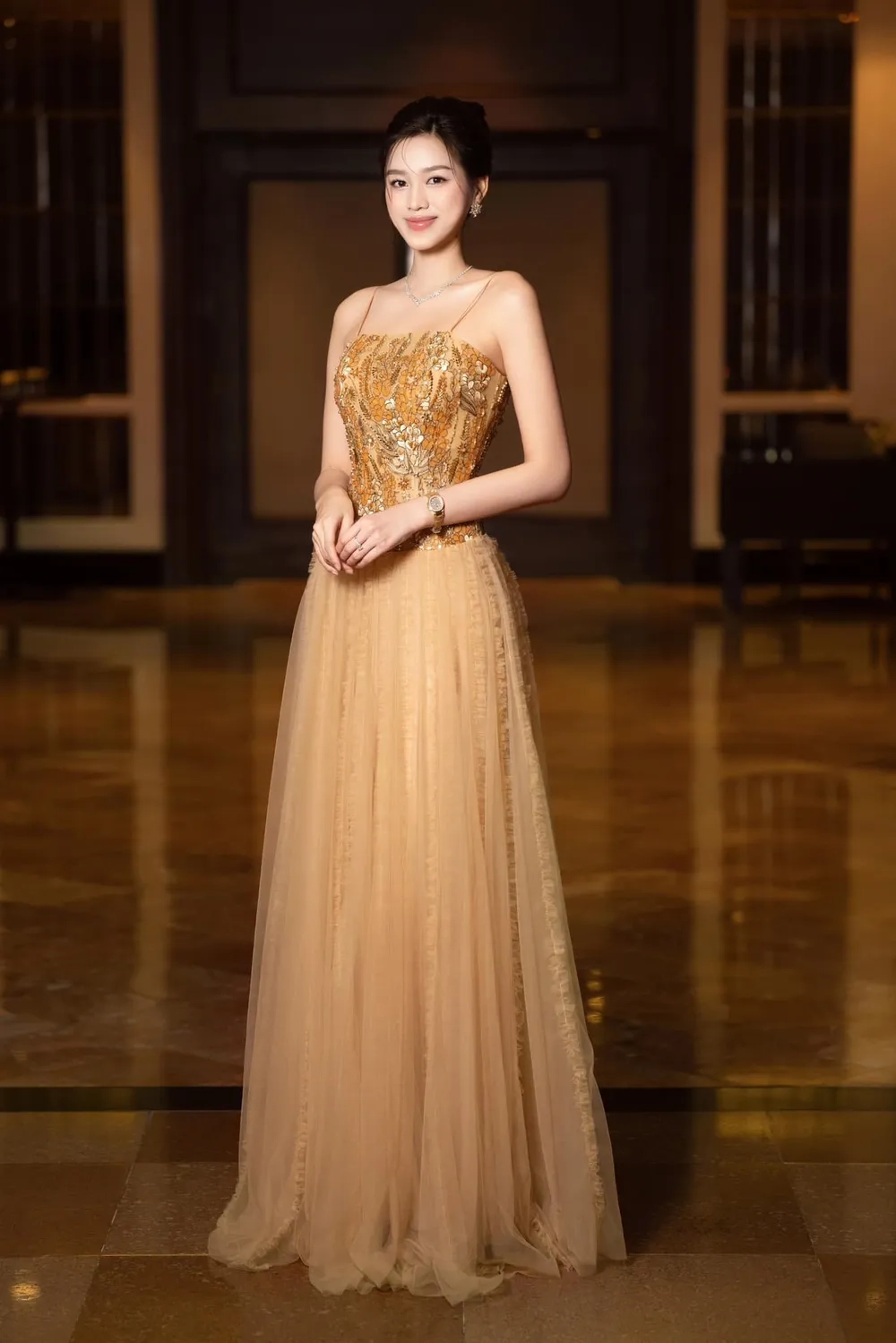 Ngắm nhìn hoa hậu Đỗ Thị Hà miss world 2021 đầy tự hào của Việt Nam